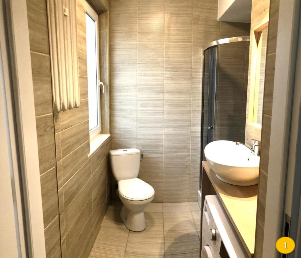 Hello Apartments Broniewskiego Hawajski 400 M Do Plazy 格但斯克 外观 照片