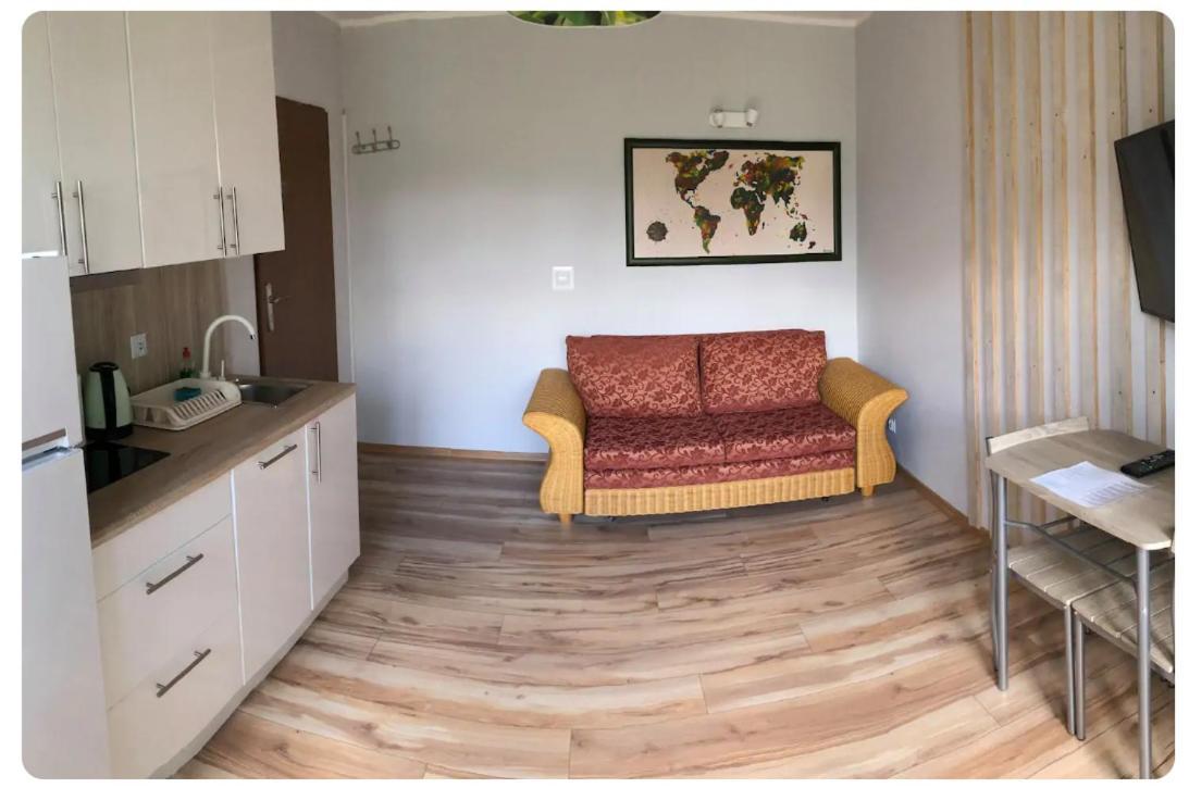 Hello Apartments Broniewskiego Hawajski 400 M Do Plazy 格但斯克 外观 照片